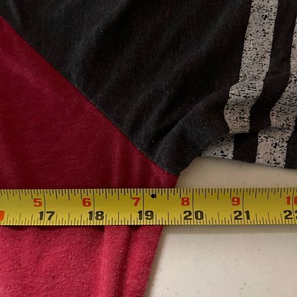 District Made Elephant shirt - Picture 7 of 8